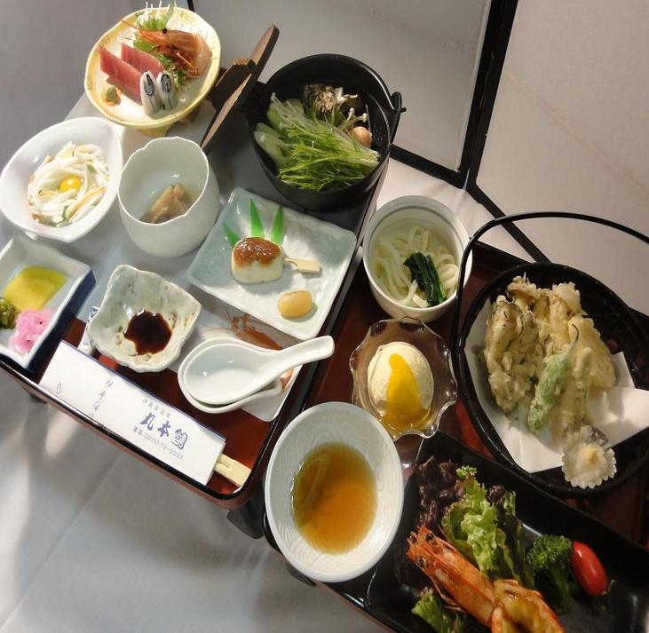 【個室食＆貸切風呂】カップル・ご夫婦・ファミリーにも♪１泊２食 基本プラン 【当館人気】