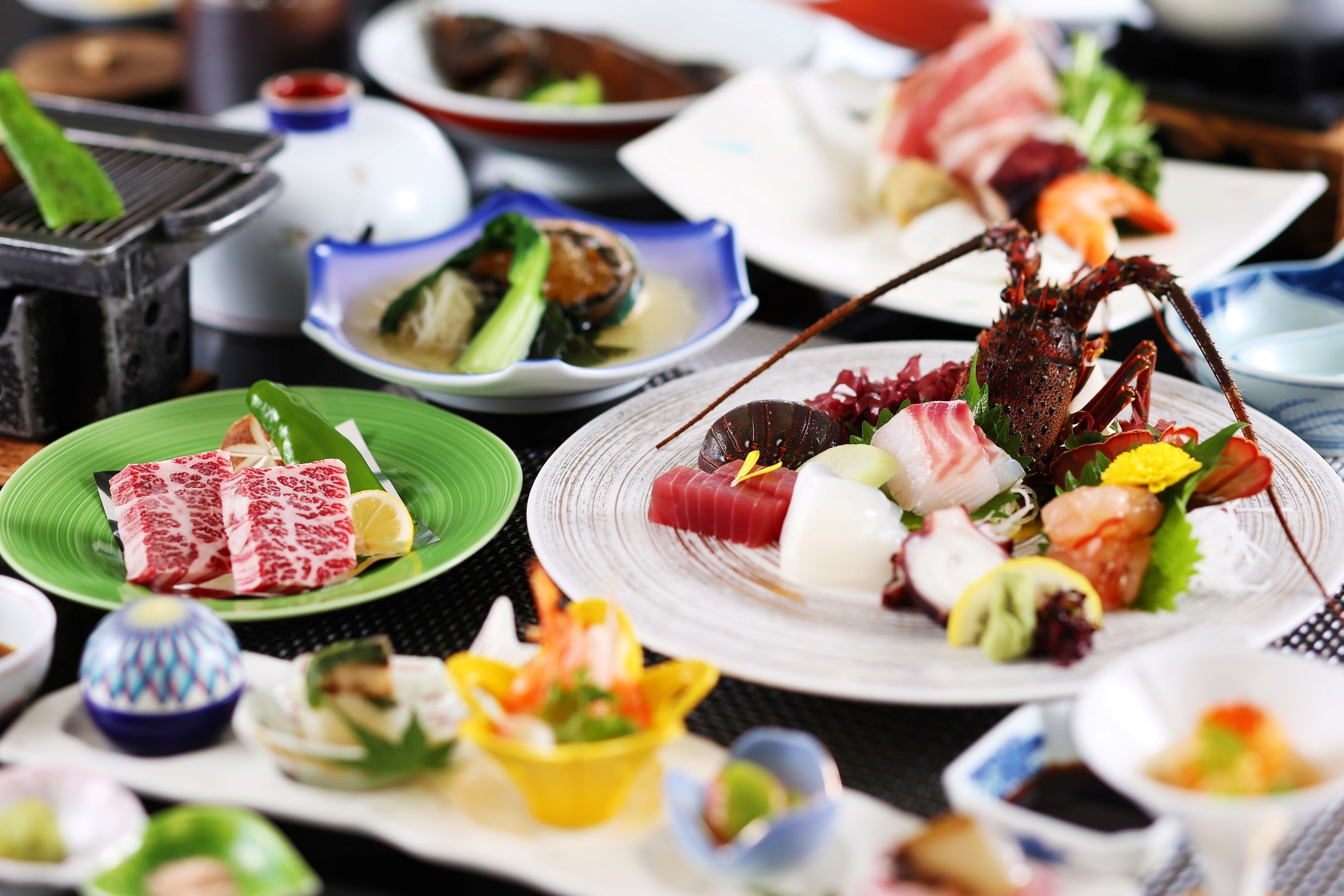 【早割21】2025年4月〜【夕食は個室】伊勢海老を含むお造りと松阪牛、鮑を堪能 詩季会席 薫コース
