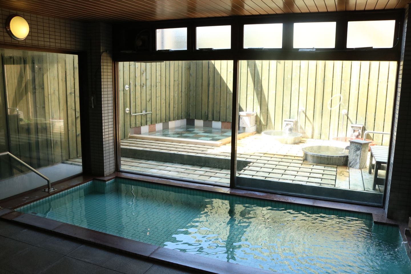 【素泊り】東北最大級！体験型水族館＜アクアマリンふくしま＞入館券セットプラン