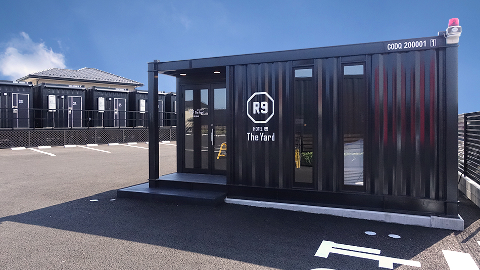受付、コーヒー＆冷食受け取りコーナー、アメニティーコーナーを完備。まずはこちらにお立ち寄りください！利用可能なお時間は6～24時です。