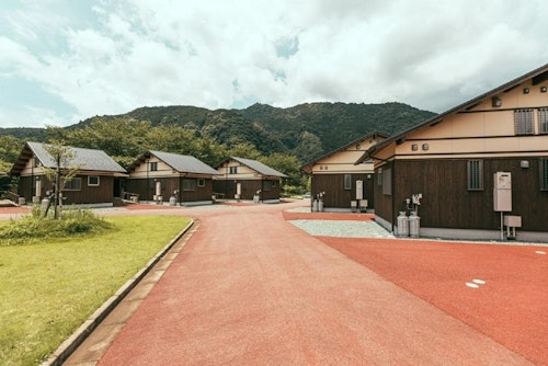 飛雪の滝キャンプ場　＾
