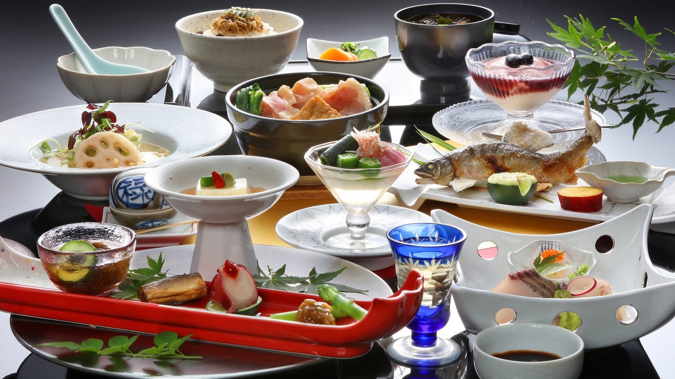 【基本プラン／泰凛会席】福岡屈指の農産地朝倉の食材を盛り込んだ季節会席