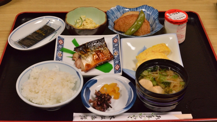 【朝食付き】駅前なのに駐車場無料が嬉しい♪大浴場でさっぱり＆和室でゴロン♪