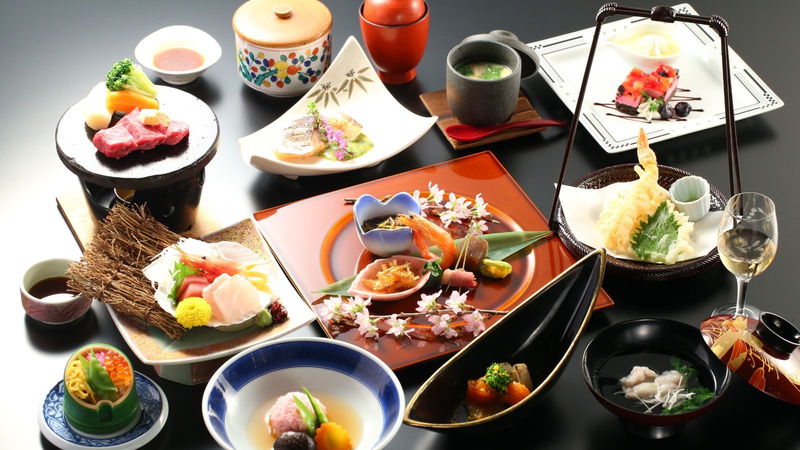 【5％OFF】【楽天スーパーSALE】1泊2食◆季節の和食会席◆当館人気No.1プランが特別価格！