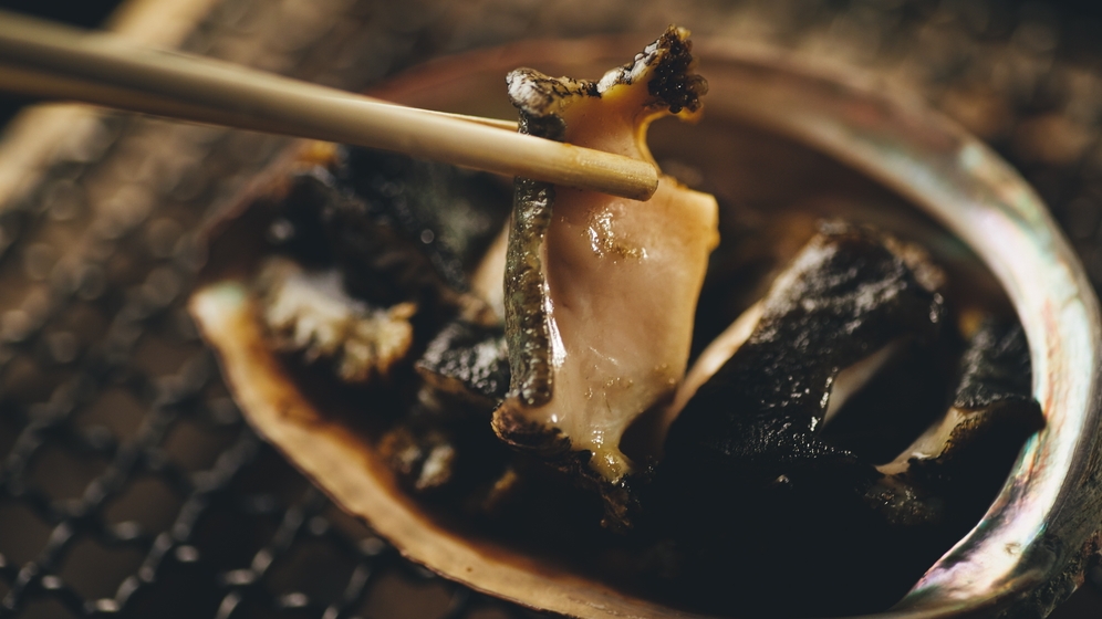 活イカ活け造り＆活アワビの踊り焼きプラン　〜香住の夏の豪華食材をご堪能〜