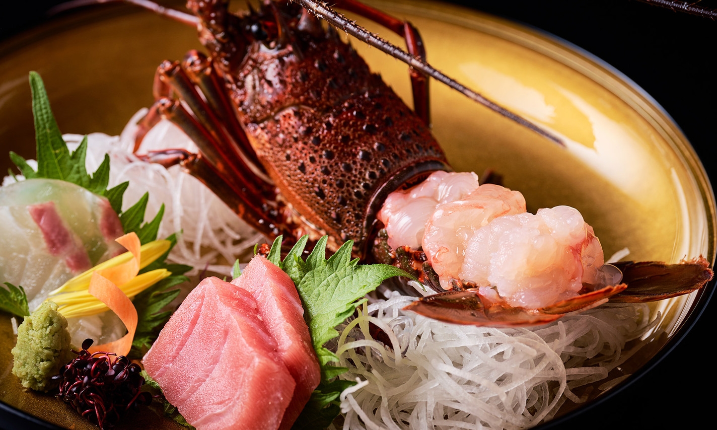 【１泊２食・贅沢！三重会席プラン】季節の会席と【伊勢海老と松阪牛】大共演！