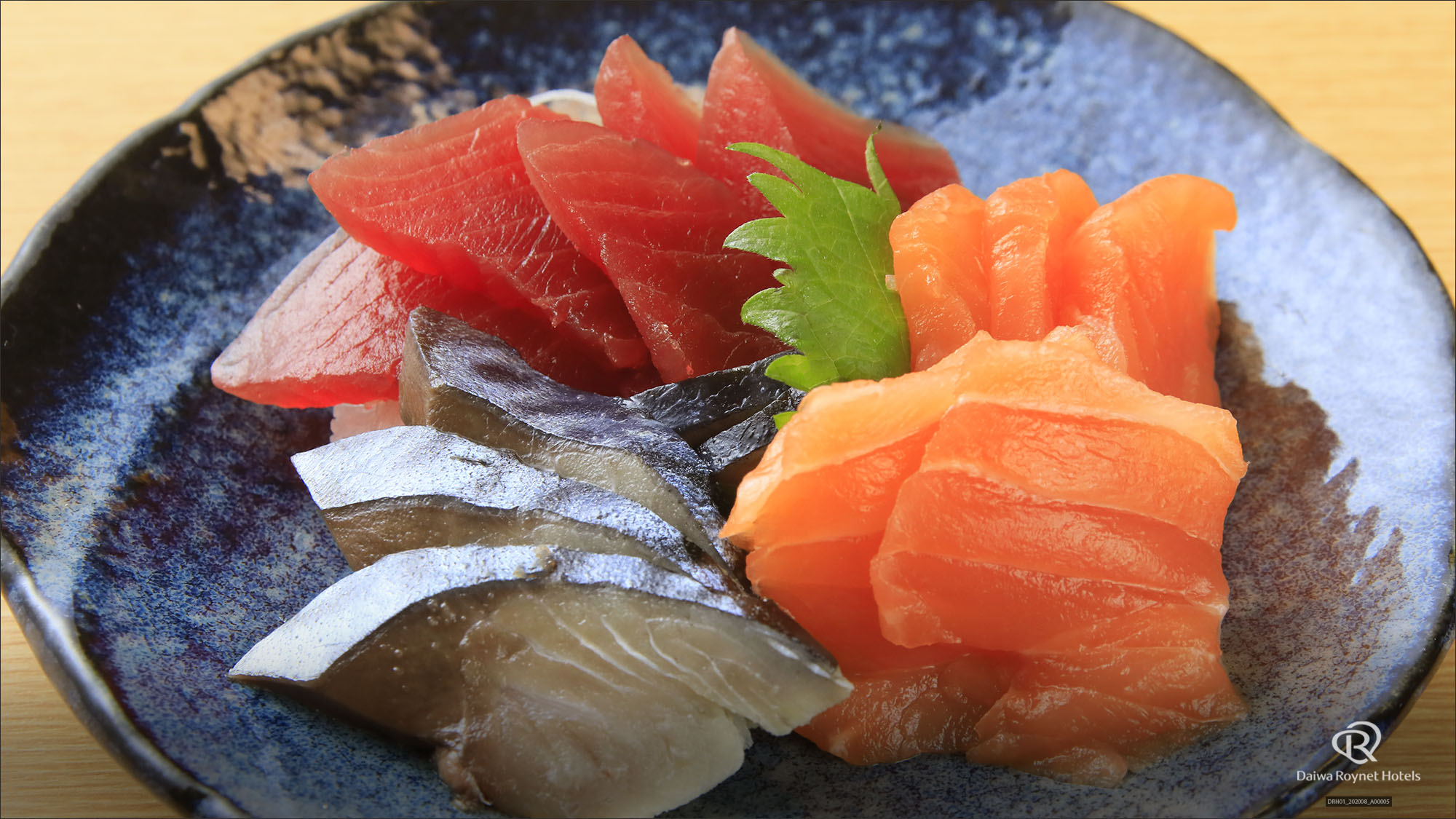 朝食　お刺身
