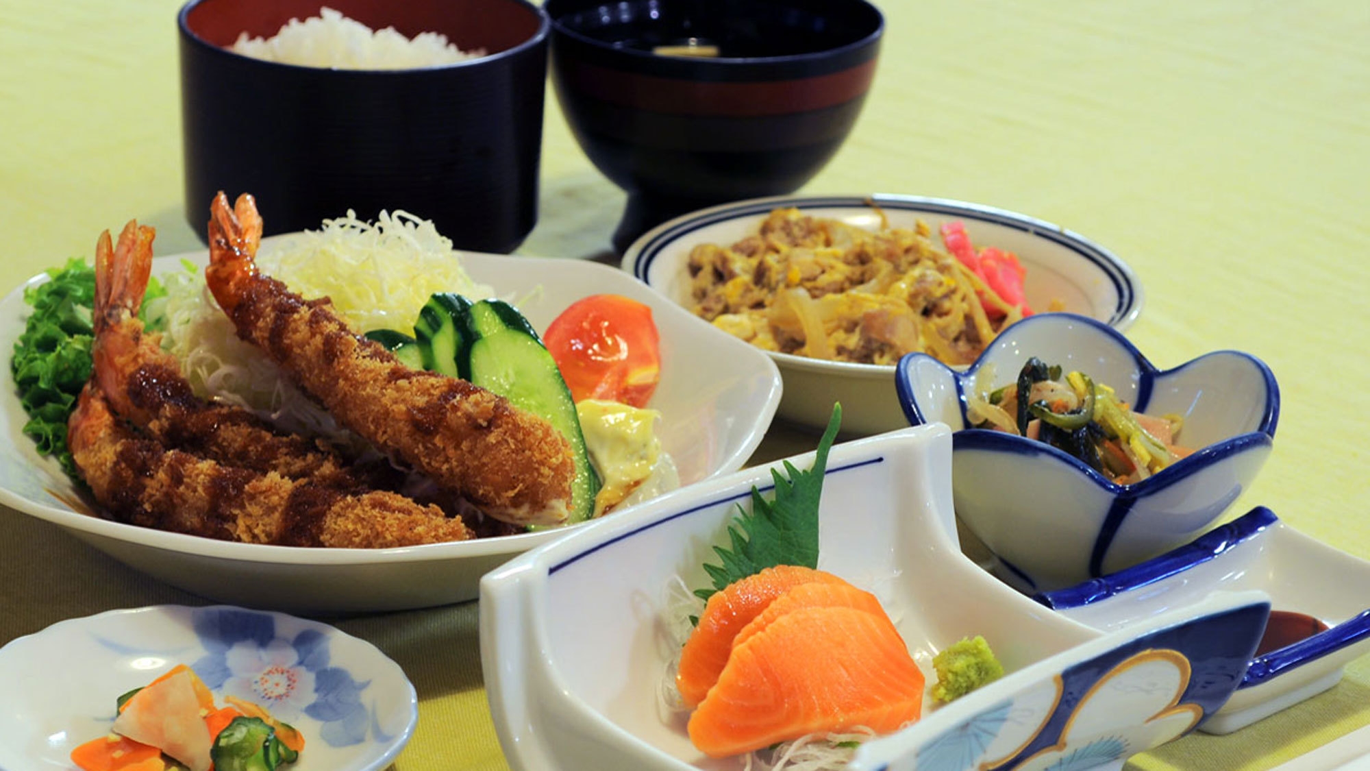 【VODカード付】お部屋でゆっくり見放題！【VODカード付・2食付きプラン】
