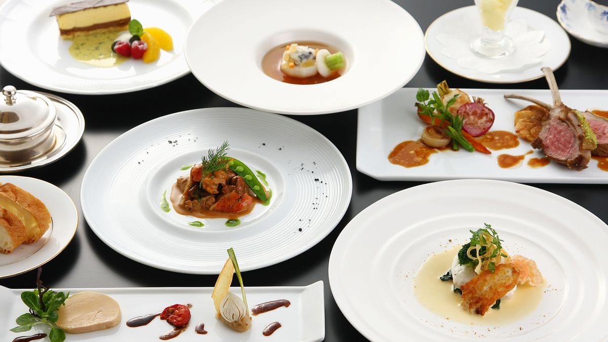 【楽天スーパーSALE】【クレセントＲoyal】特選料理☆料理長おすすめフレンチ・フルコースを満喫